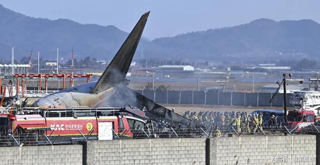 韩国客机爆炸确认179人遇难