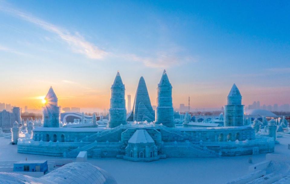 玩转尔滨雪域（或雪景体验）